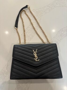YSL Black Quilted Envelope Shoulder Bag with Gold Chain (f-a-k-e)